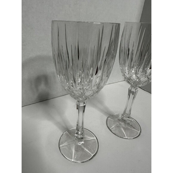Gorham Crystal Regalta Water Wine Goblet Glass Two 8.5” Tall‎ - Picture 2 of 9